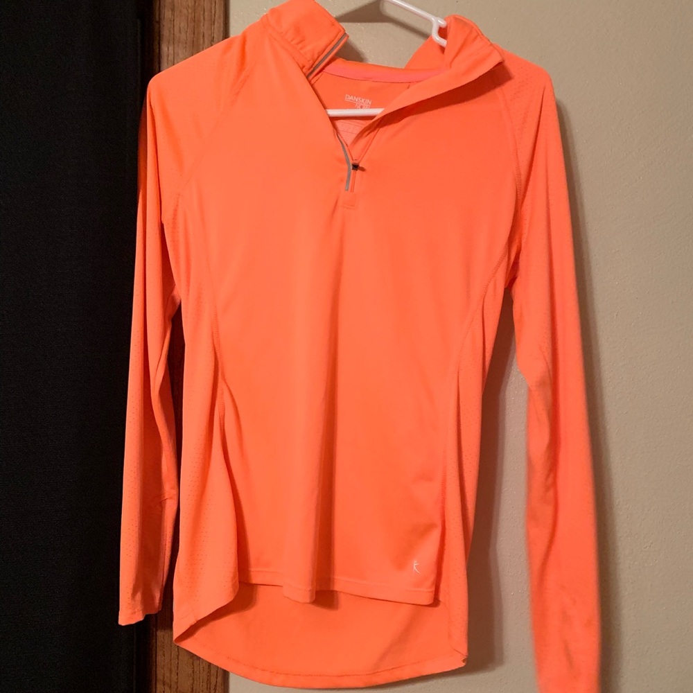 Athletic top